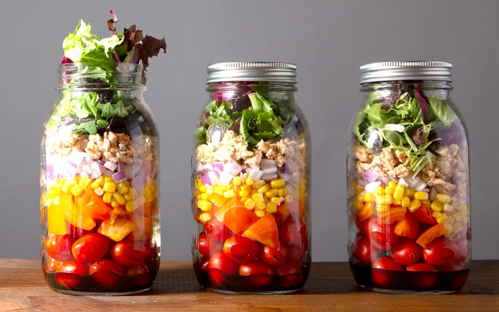 amanda-meixner-tex-mex-salad-jar