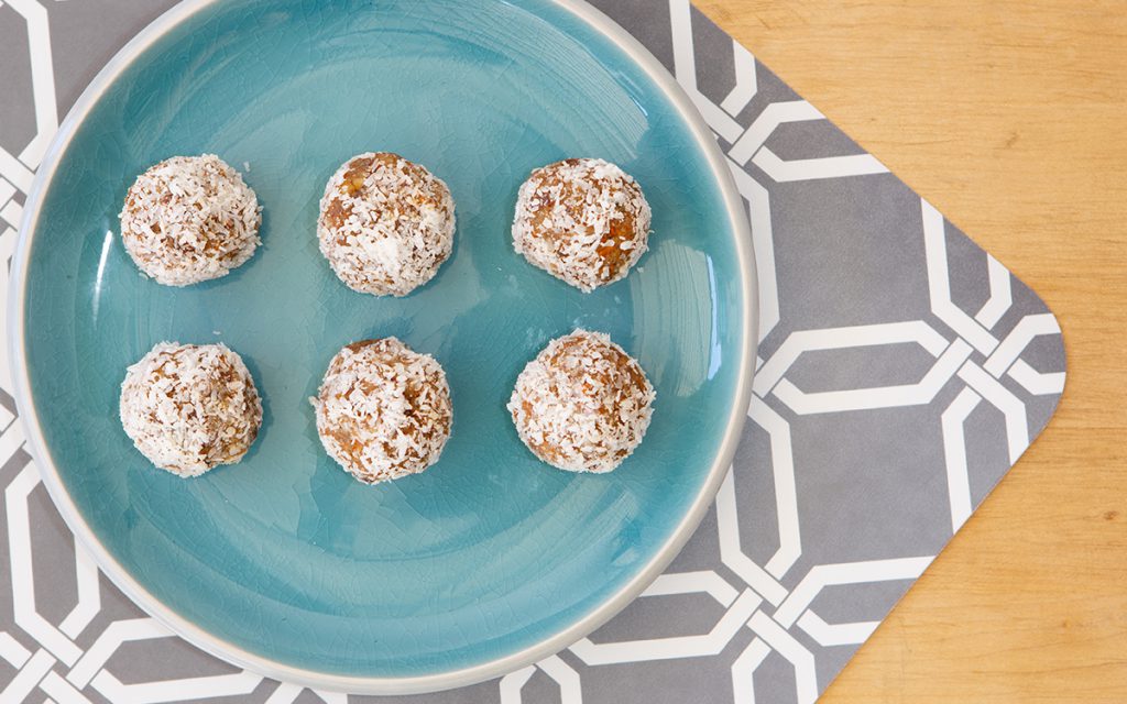 carrot-cake-bliss-balls-recipe